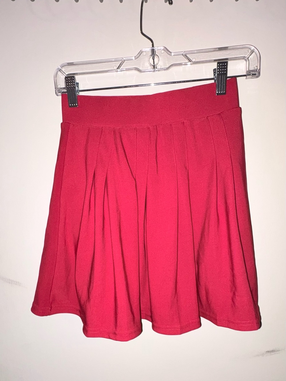 New Mix Red Pleated Mini Skirt